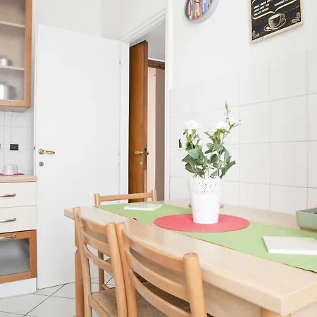 Kamchu Apartments: Villa Ada-3